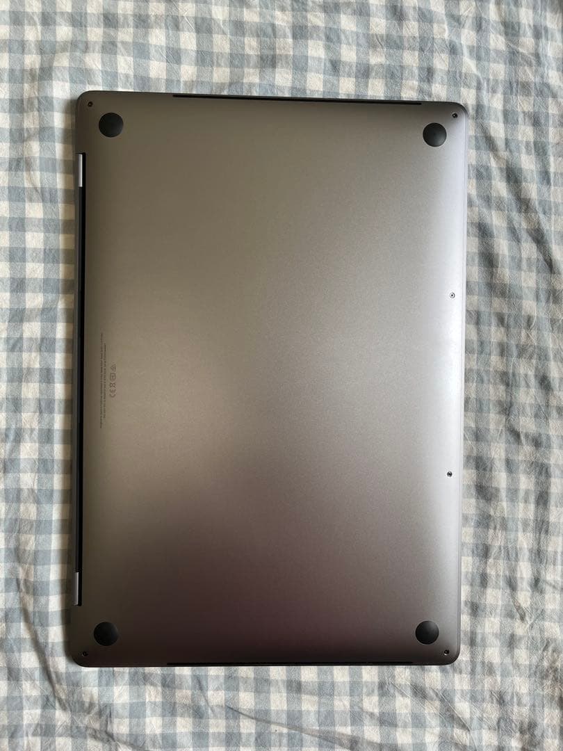 MacBook Pro 2019 32GB 1TB ストレージ