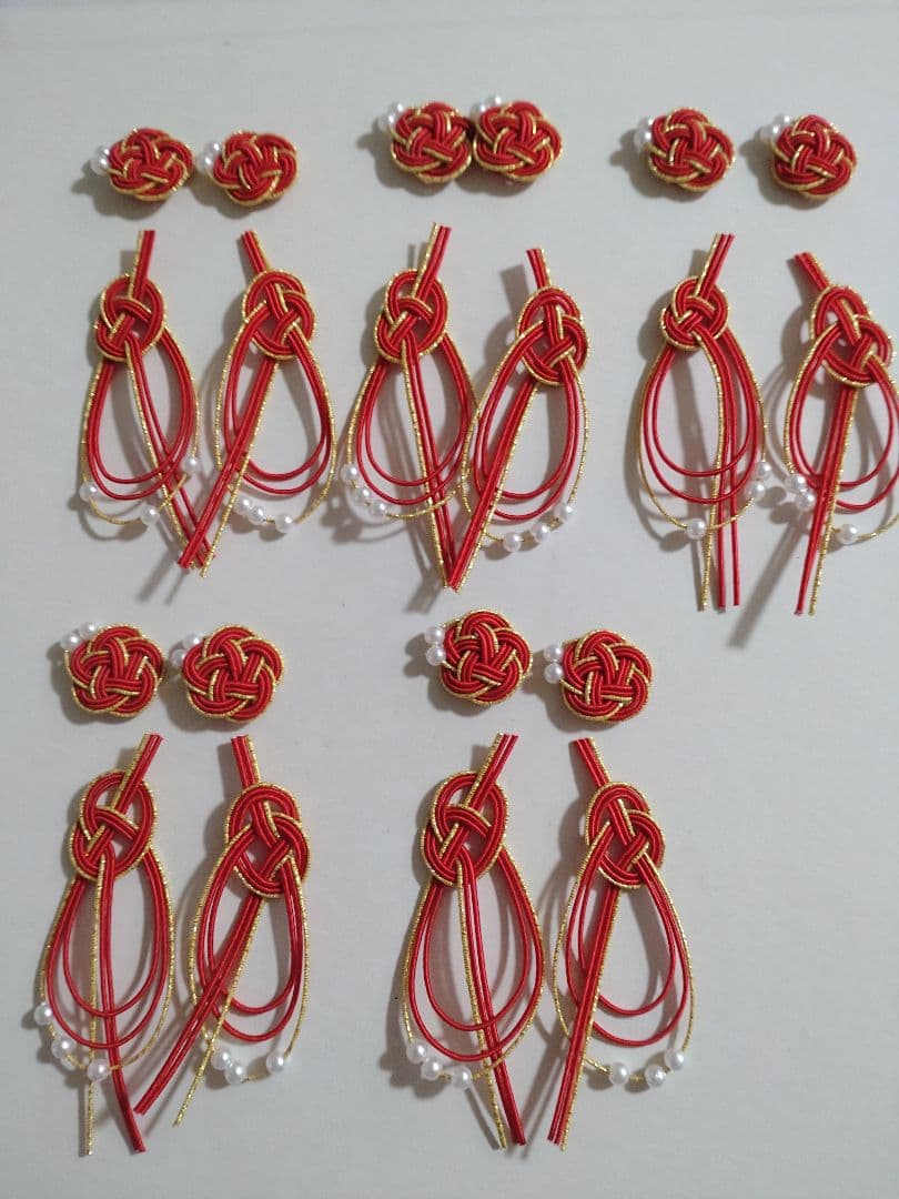 水引パーツ　梅結び　淡路結び（パールビーズ付き）　30セット