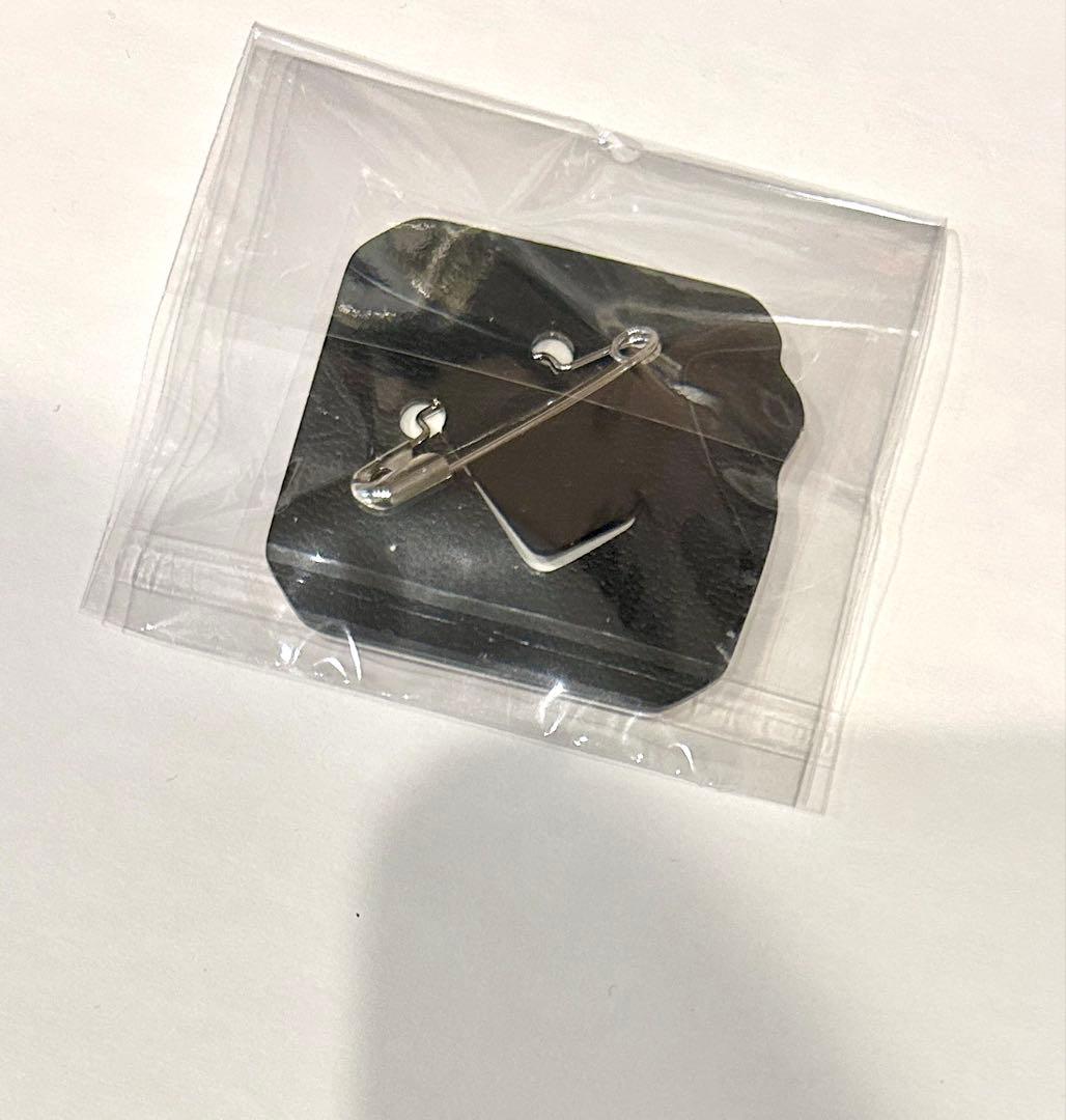 ヘタリア　日本　ぷくっとバッジ　学生風　未使用