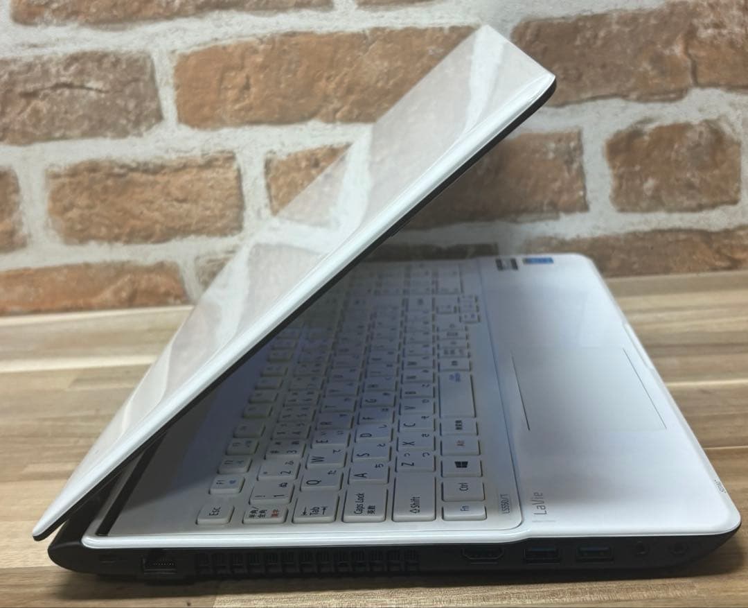 【美品】NECノート　サクサク高速♪SSD Win11 Office2021