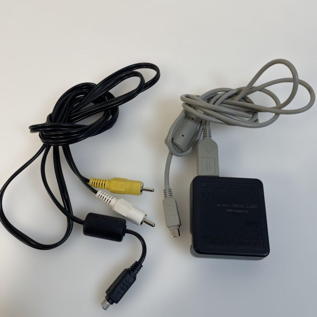 ジャンク扱い　OLYMPUS ピンク コンパクトデジタルカメラ