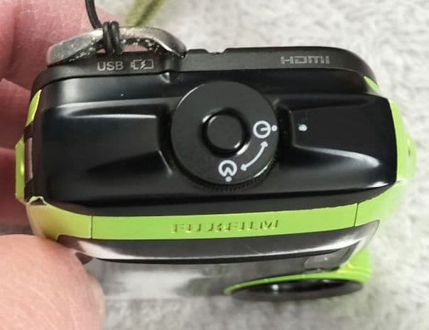 (訳あり値下げ)富士フイルム XP 防水デジタルカメラ