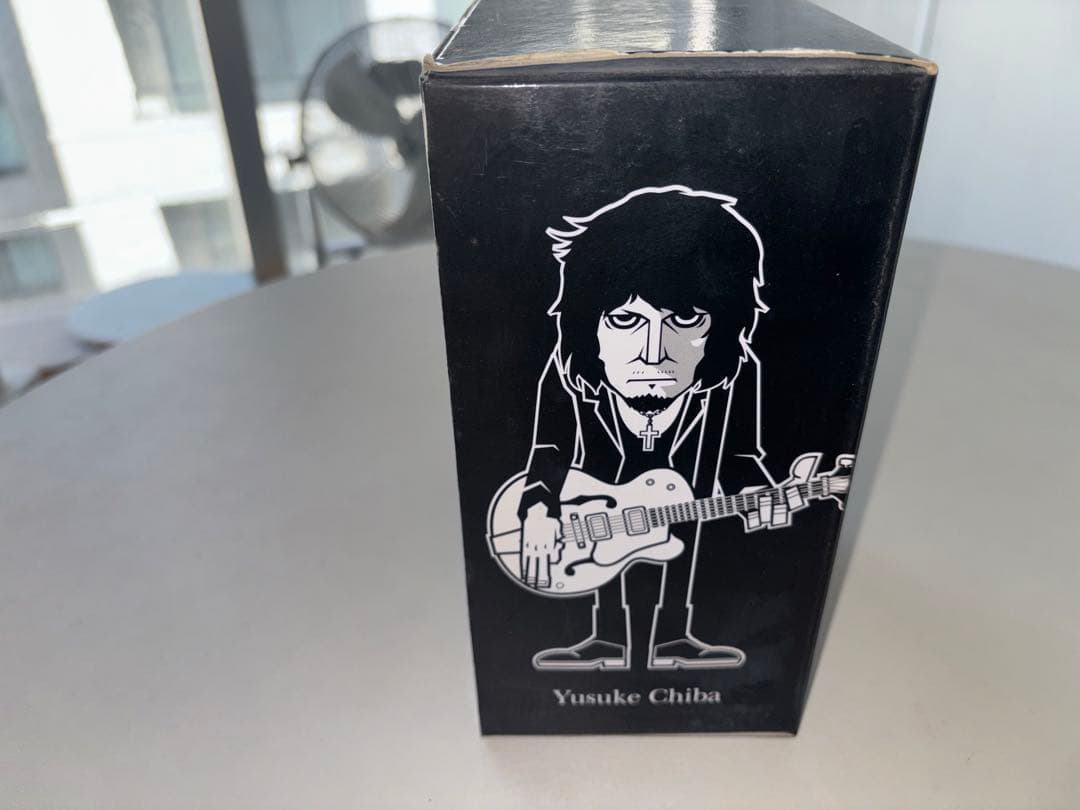 Yusuke Chiba チバユウスケ　フィギュア ギター付き
