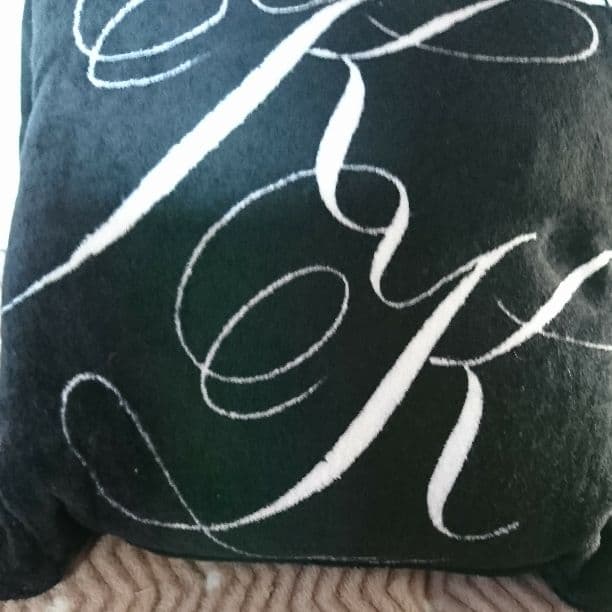 カールカナイKKクッション