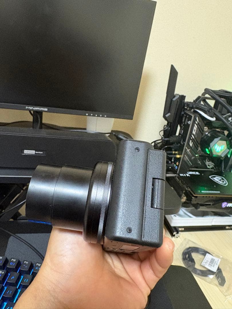 SONY ZV-1 Vlogカメラ 動作良好 バッテリー3個 充電器付き 箱なし