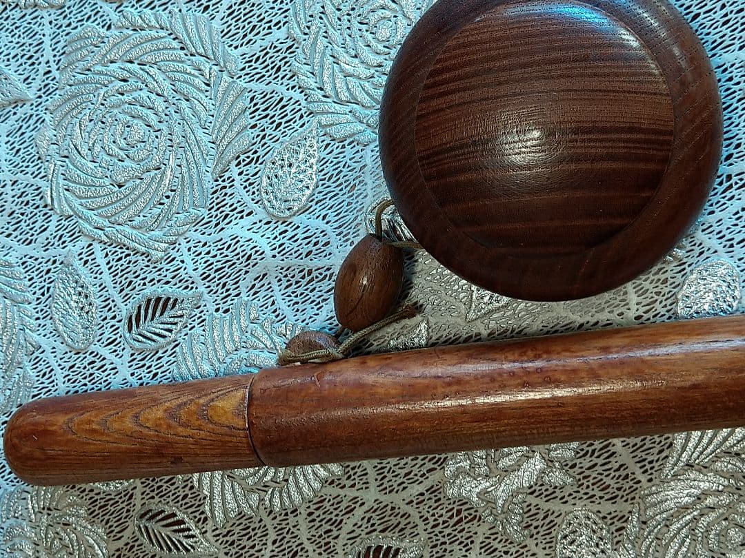 煙草とパイプ入れアンテーク 根付。