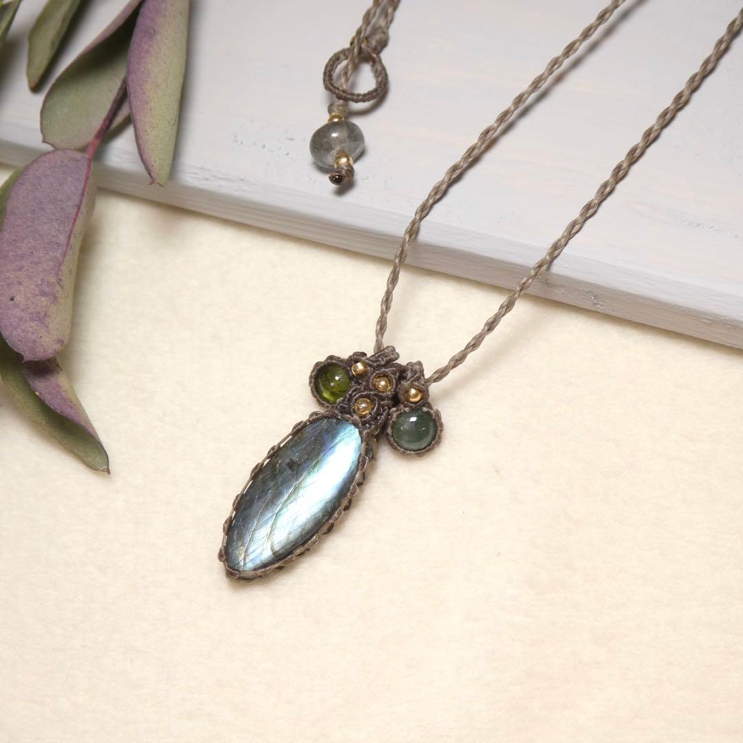 ラブラドライト・トルマリンのマクラメネックレス