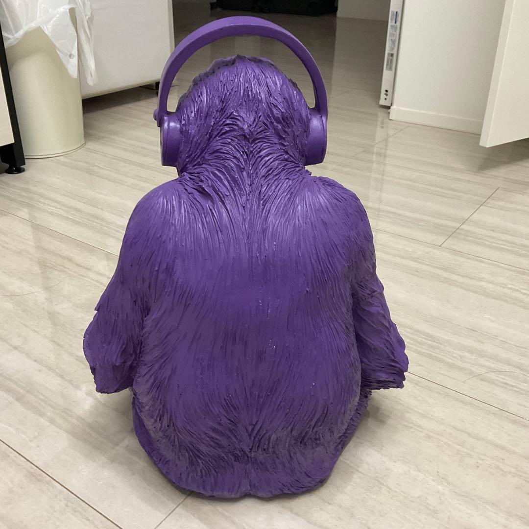 伝統工芸 木彫り紫猿小像（DJポーズ・一点もの）