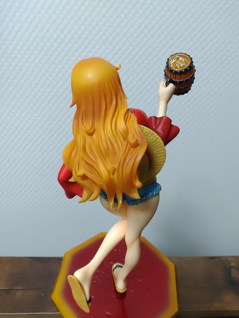 P.O.P LIMITED EDITION ナミ MUGIWARA Ver.2