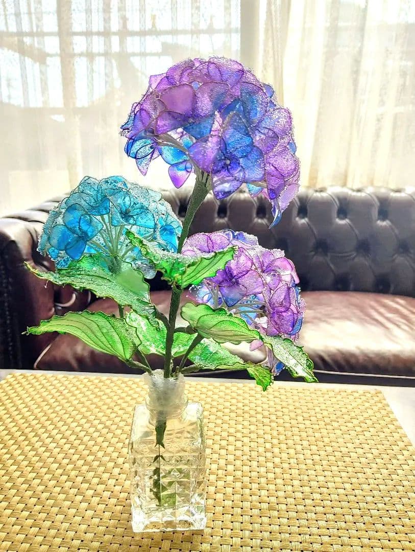 ネムアメリカンフラワー花瓶付き紫陽花と桜