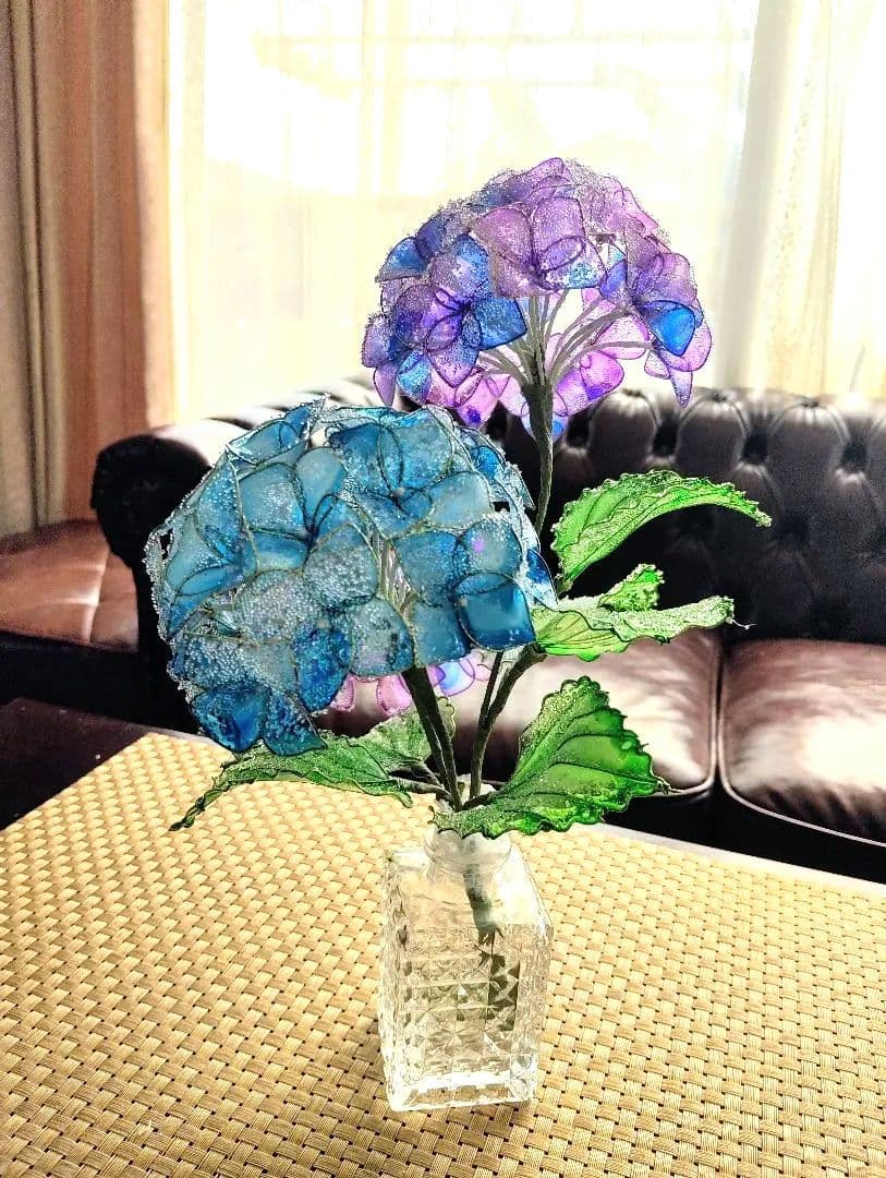 ネムアメリカンフラワー花瓶付き紫陽花と桜