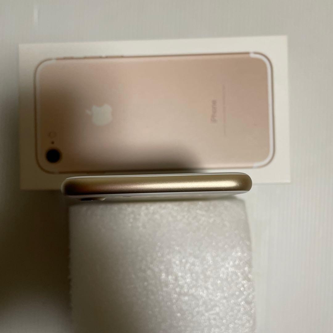 iPhone 7 32G 本体 最大容量83%