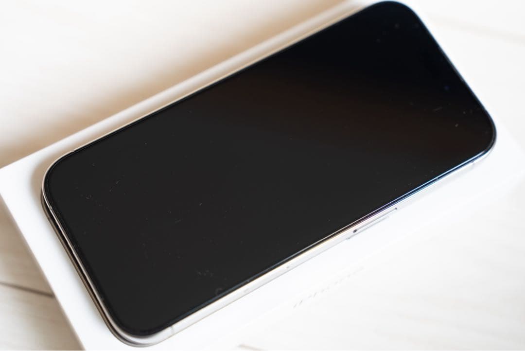 超美品　iPhone16 Pro ナチュラルチタニウム 512GB SIMフリー
