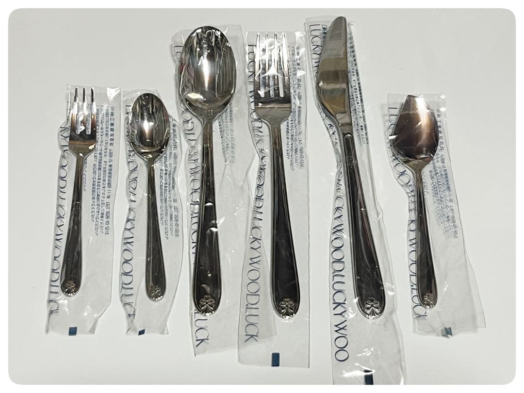 【未使用品ラッキーウッド18-10】 カトラリー30本 箱には汚れ有り