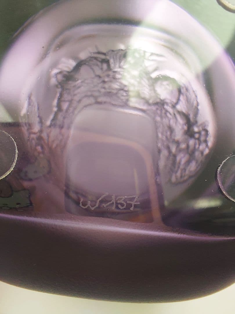 LALIQUE ベース　ピヴォワーヌ　パープルガラス工芸　アール・ヌーヴォー