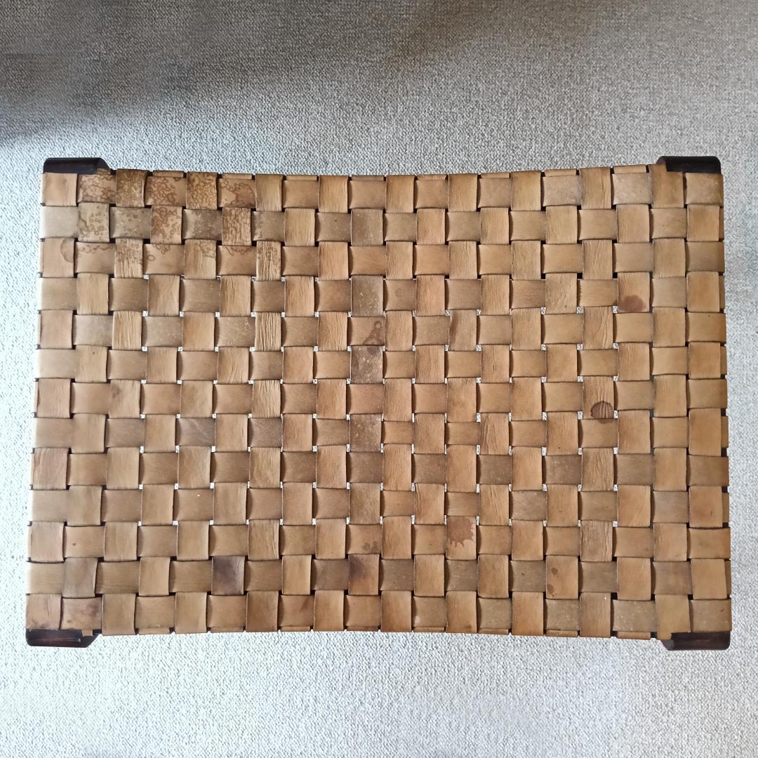 本革スツール～Woven leather stool～