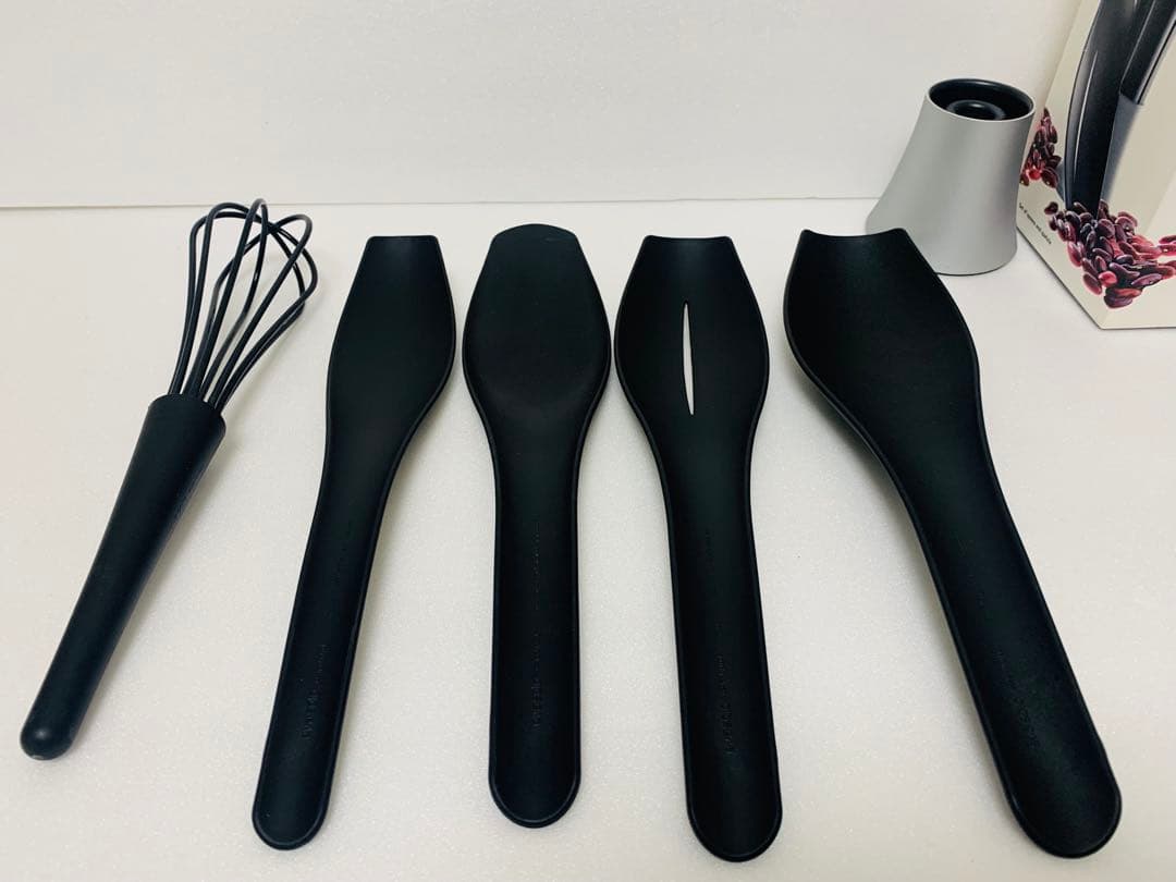 eva solo キッチンツールセットとWMFメッシュストレーナー16cm