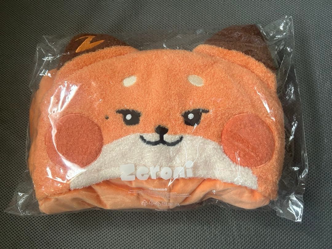 ZB1 zeroni fluffy フード付 ブランケット　テュニニ　メテュ