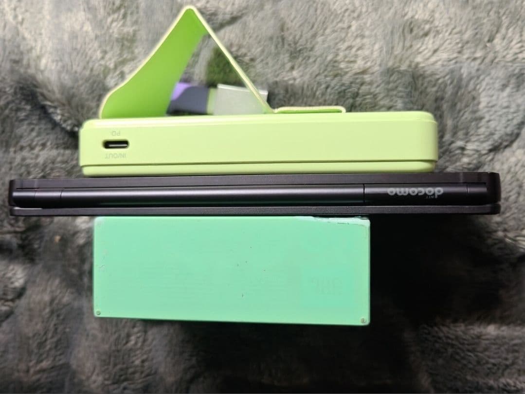 【希少・2画面スマホ】ZTE M Z-01K docomo 完動品