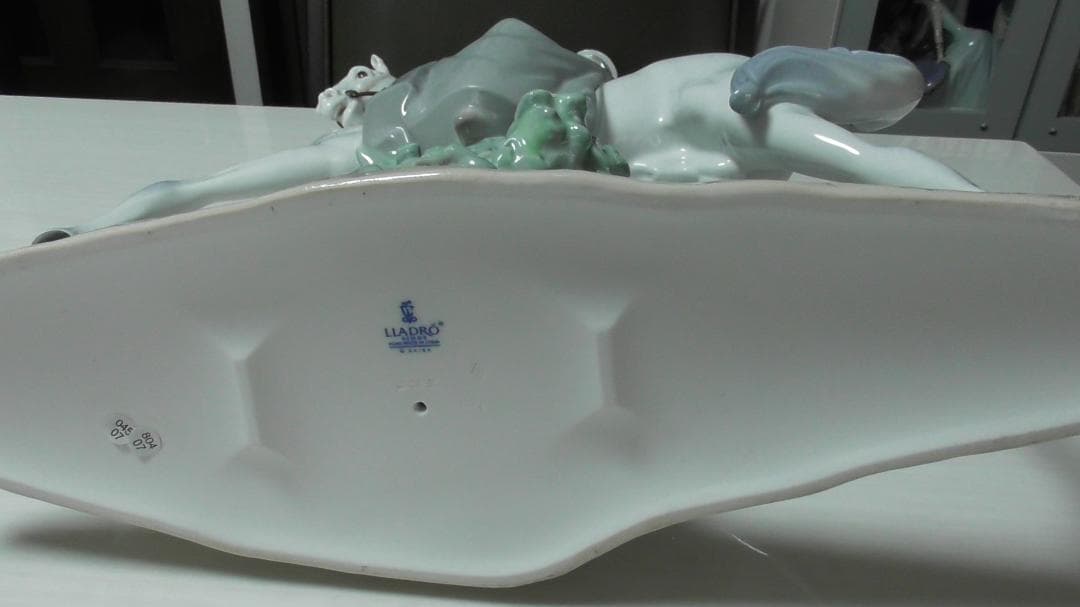 LLADRO　リヤドロ　【白い馬の少女】9　45ｃｍ　リアドロ 　　L473