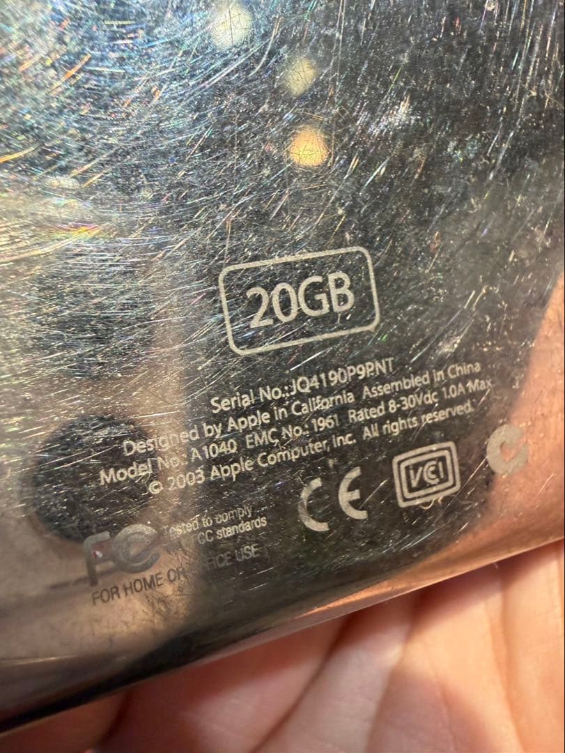 iPod 第3世代 (2003年発売) 20ギガ ジャンク品です