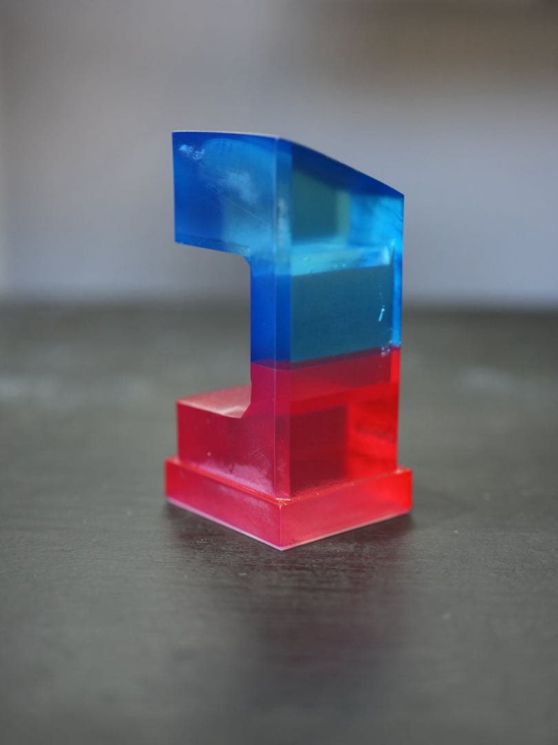 腕時計スタンド クリアレジンムントル バイカラー