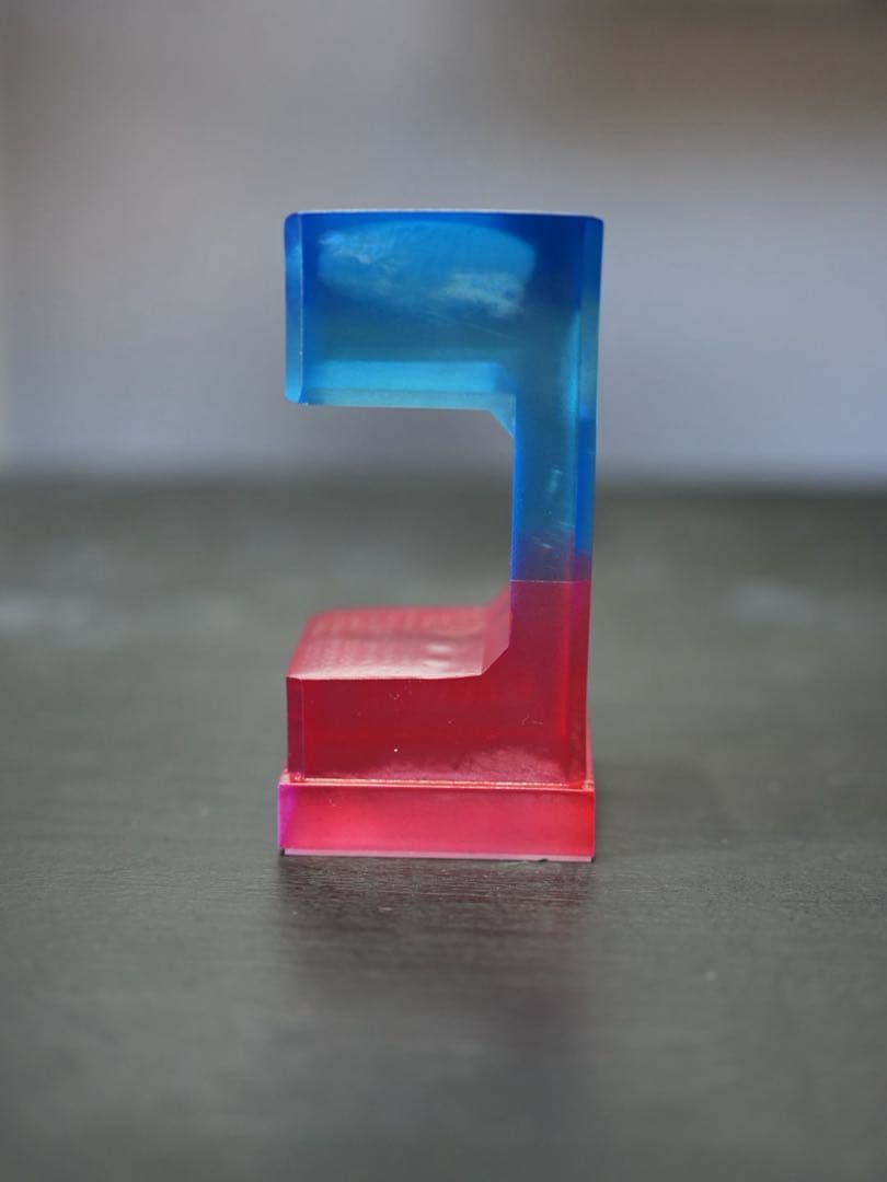 腕時計スタンド クリアレジンムントル バイカラー