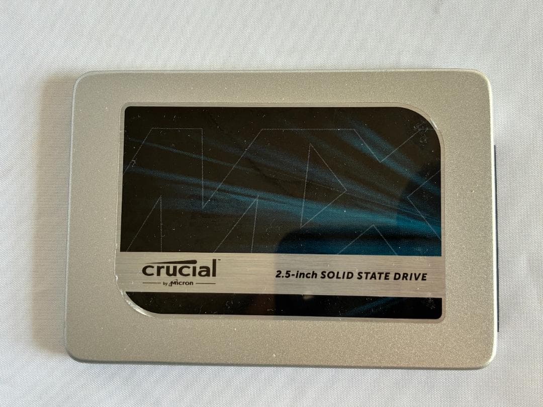 クルーシャル Crucial MX300シリーズ CT750MX300SSD1