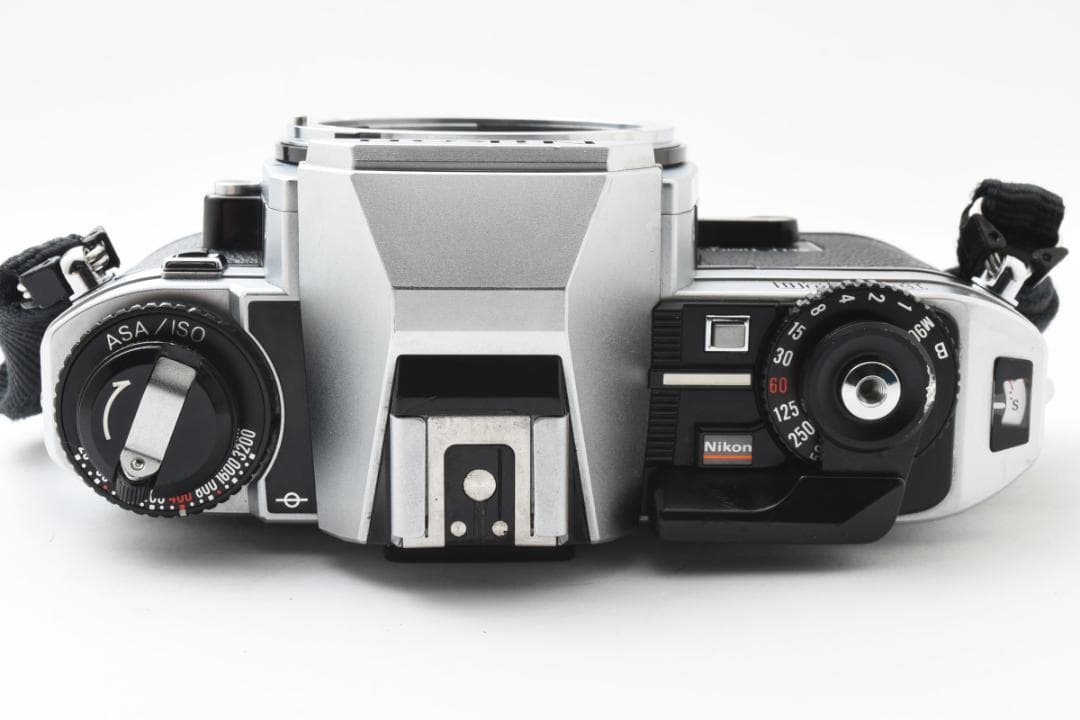 美品 ニコン FG-20 シルバー　フィルムカメラ　モルト新品交換済 C953