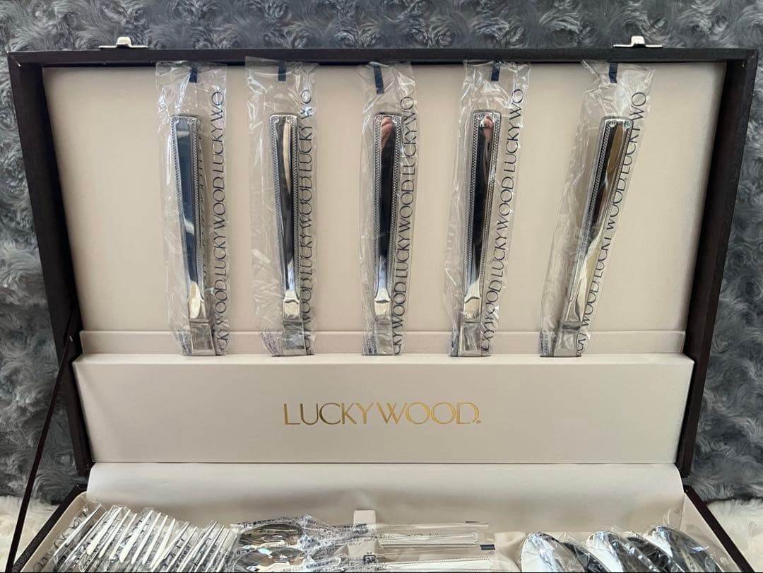 ラッキーウッド　カトラリーセット　ロマンス　ディナーセット〈25本セット〉