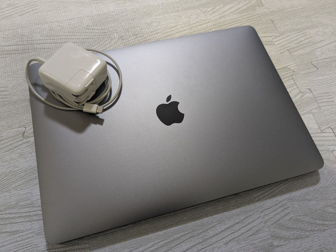 た*。様 美品 MacBookAir スペースグレー 13インチ