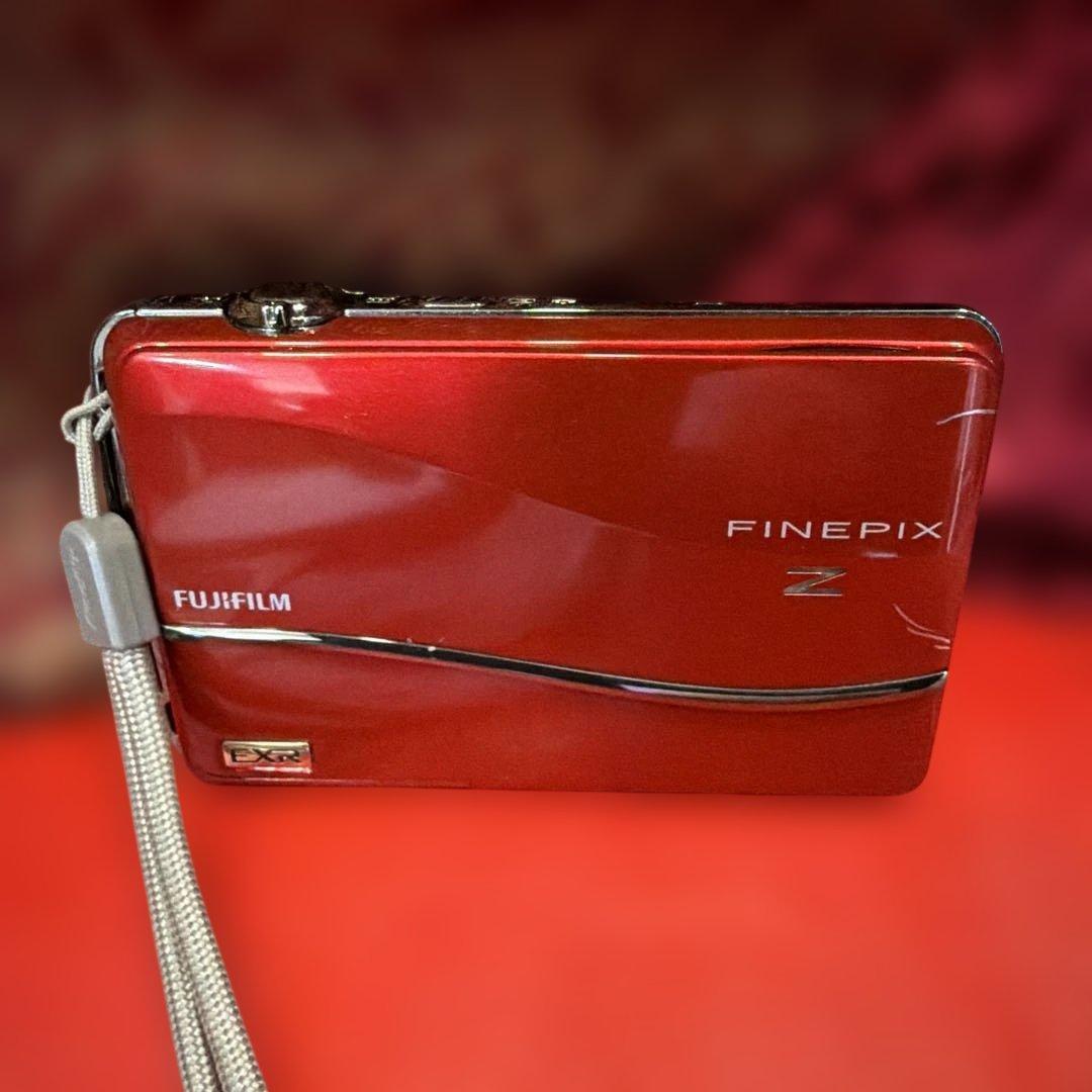 Fujifilm FinePix Z レッド