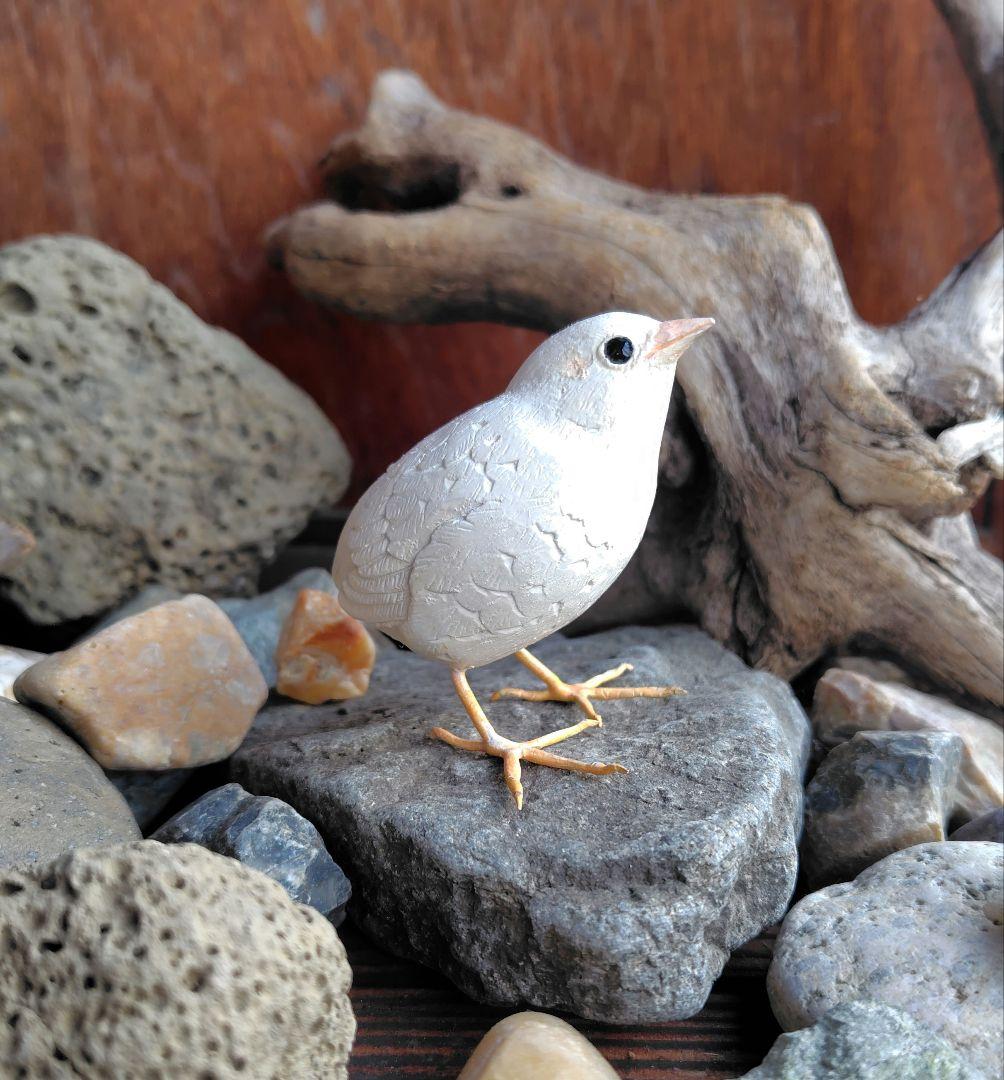 小さなバードカービング ヒメウズラ 小鳥 木彫