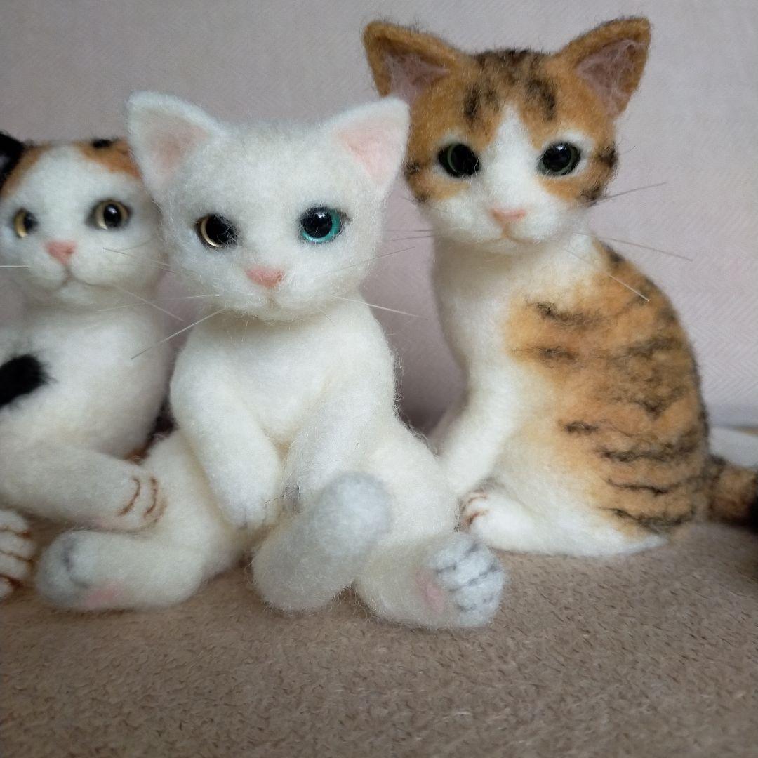 tomtom　羊毛フェルト　猫　キジ白＆白猫＆三毛猫　ハンドメイド