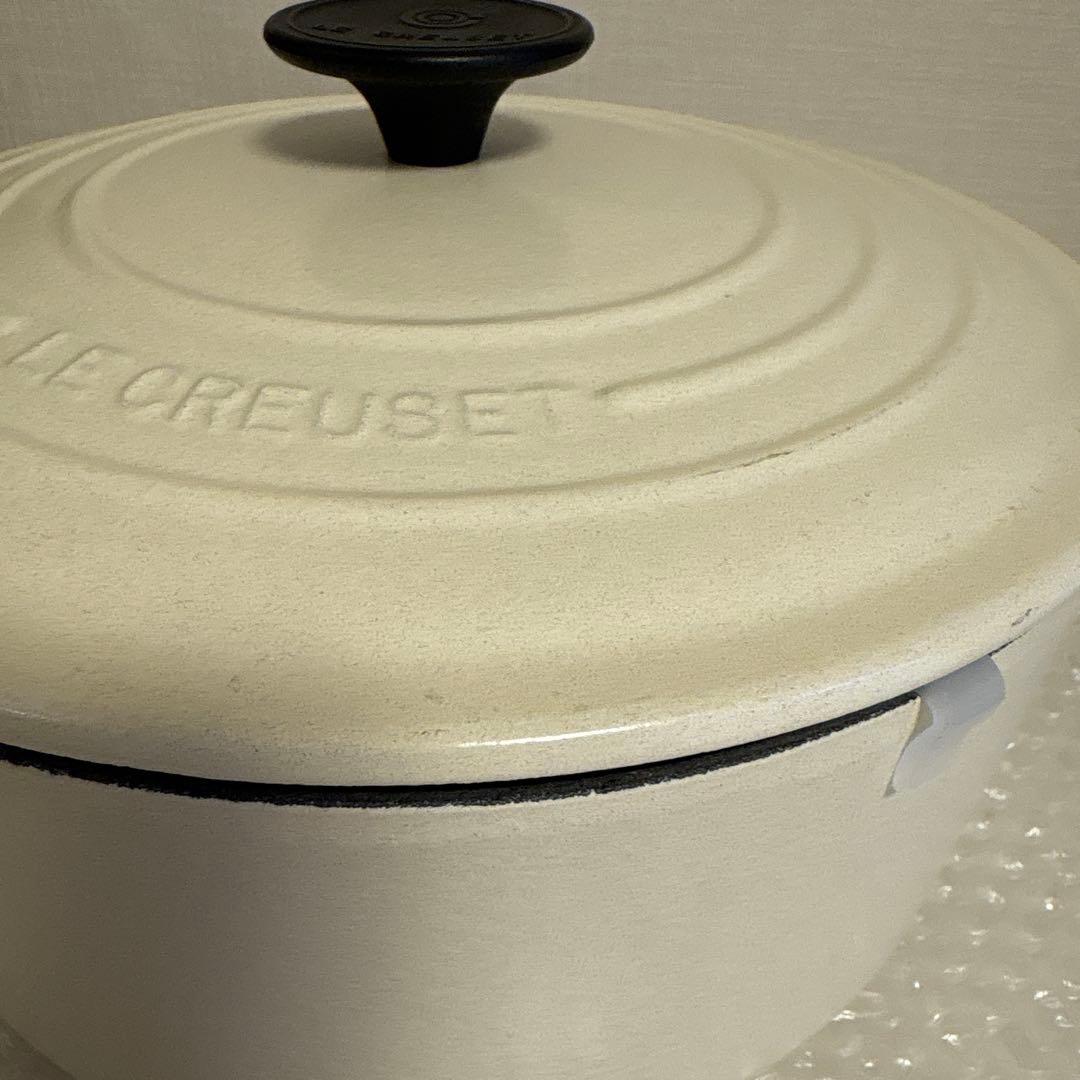 ◆ ル・クルーゼ ココットロンド 24cm ◆ ホワイト