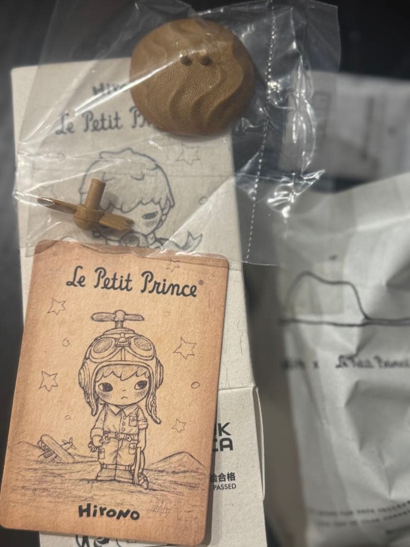 完売品popmart Hirono × 星の王子さま シリーズ