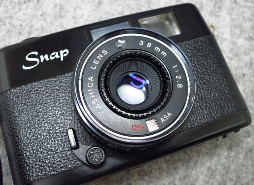 ヤシカ　Snap フィルムカメラ