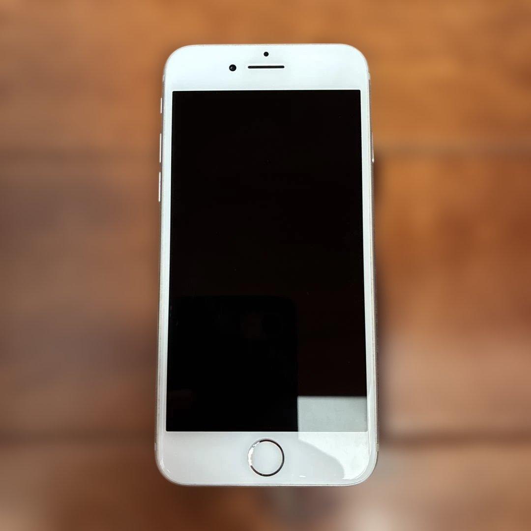 Apple iPhone 7 シルバー 本体 32GB