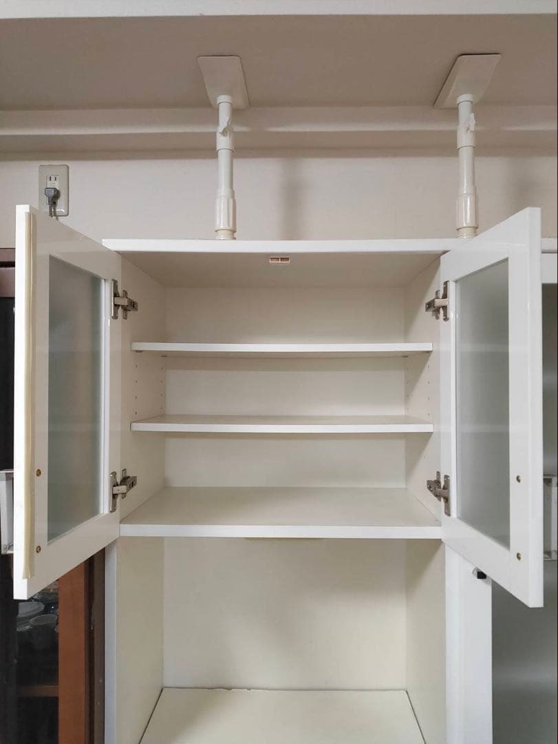 【送料込み】共和産業 キッチン収納 キッチンボード 食器棚 レンジ台 ガラス扉付