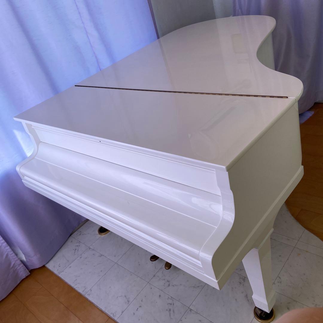 お値下げしましたYAMAHAグランドピアノホワイト88鍵盤　防音パネル付き