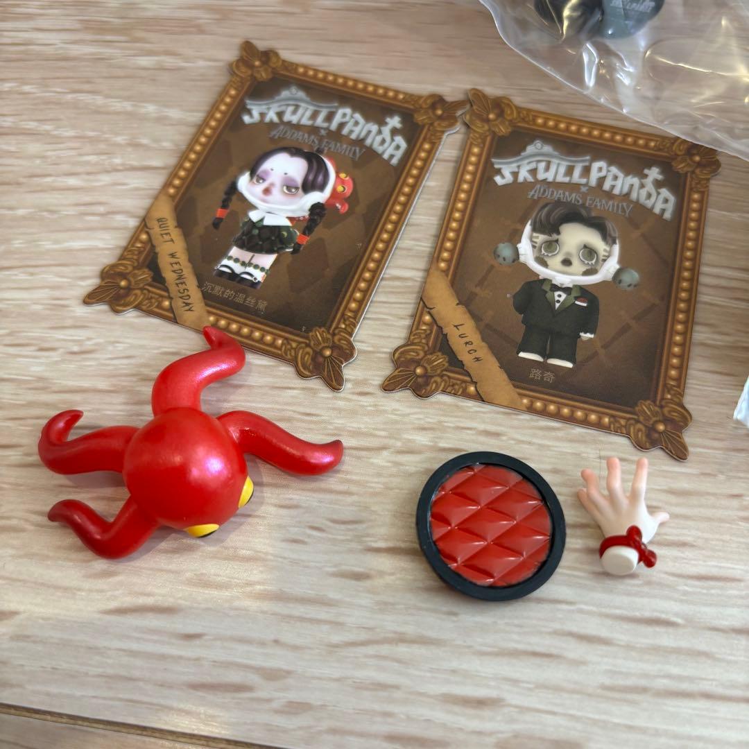 SKULLPANDA×ADDAMS FAMILY