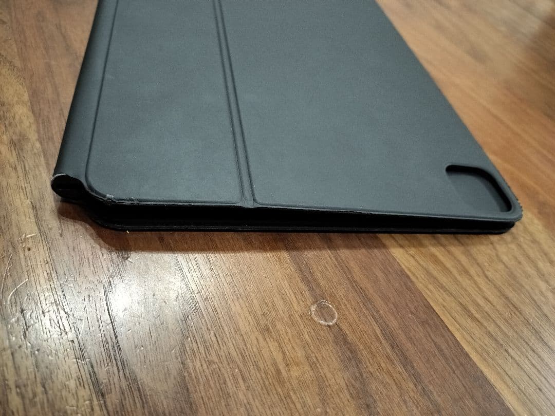 格安！Ipad Magic Keyboard　MXQT2J/A A2261