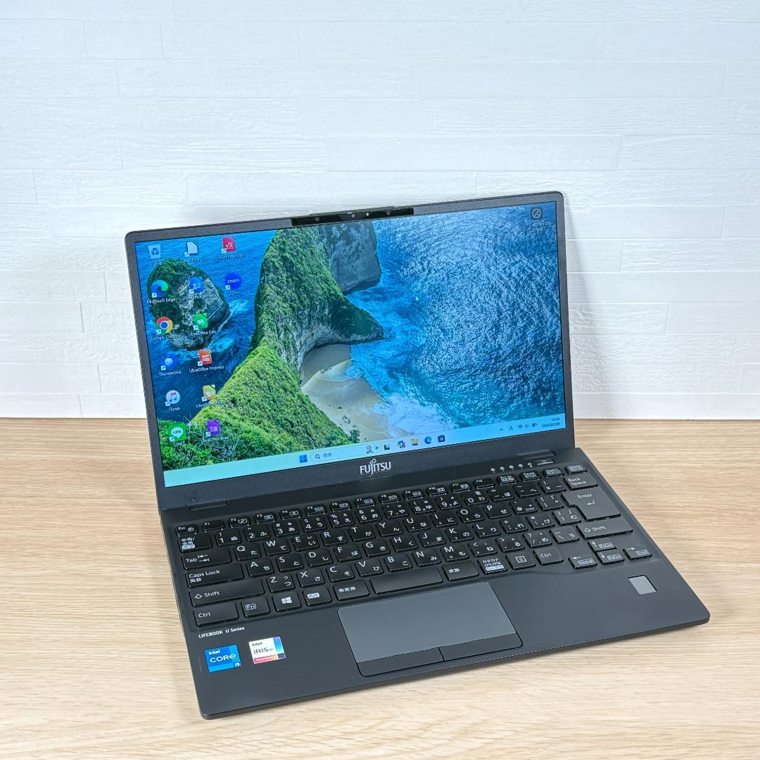 富士通　11世代i5　ノートパソコン　Windows11　ハイエンド　AI　14