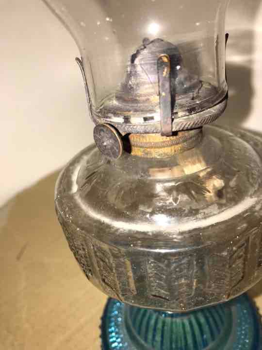 ランプ　アンティーク　ガラス　オイルランプ　？　ガラスシェード　？