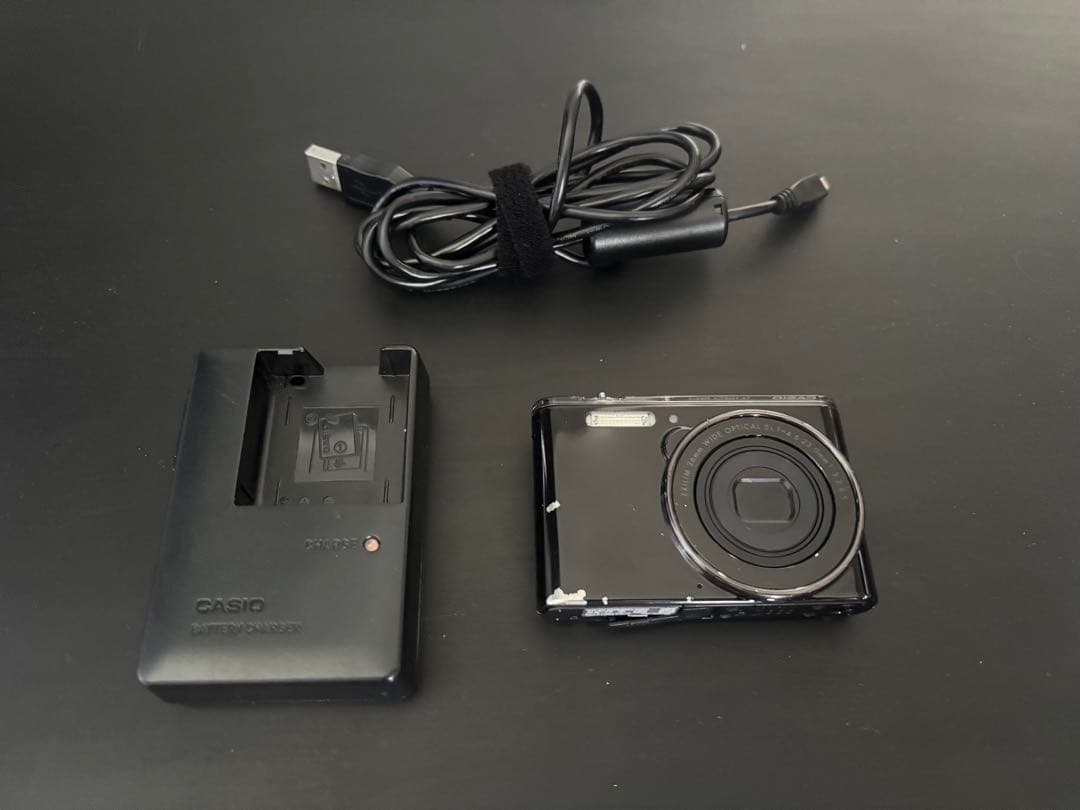 デジタルカメラ CASIO EXILIM 1.6MEGA PIXELS EX-JE10