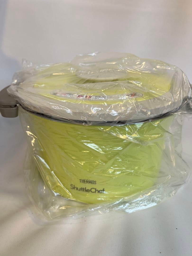 サーモスの真空保温調理器　シャトルシェフ3、0L
