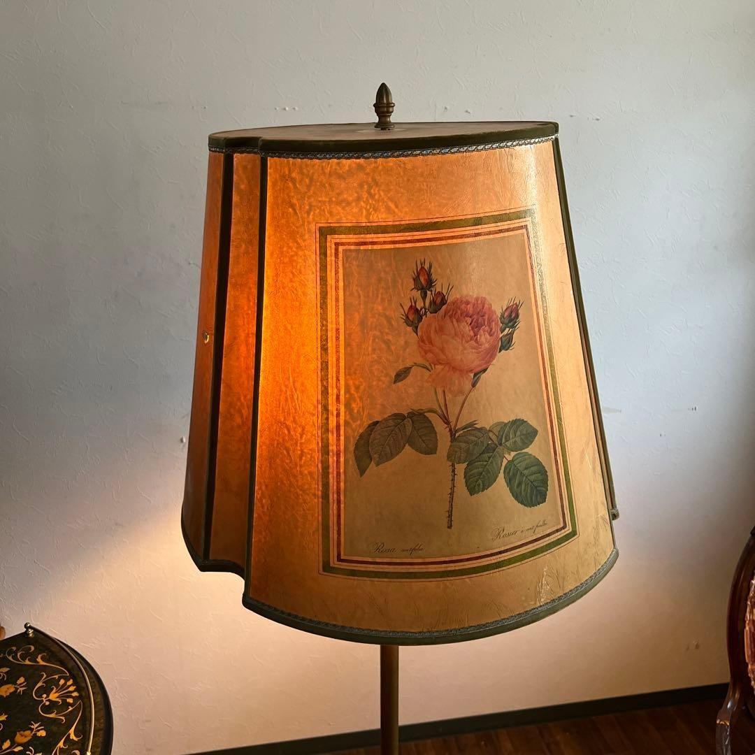 k112r111 フロアランプ ルドゥーテローズ 大きなシェードが特徴的な逸品