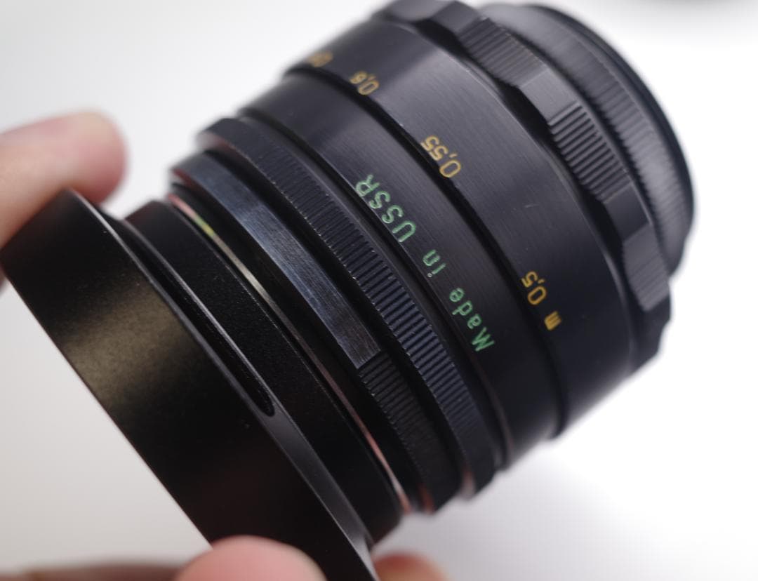 32　ヘリオス　44-2ぐるぐるボケレンズ メタル製フード付