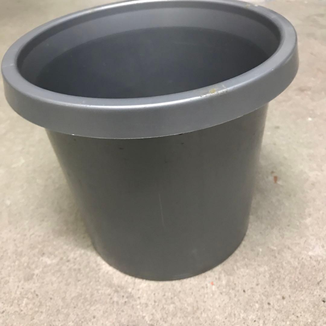 業務用　白色円錐形イベント用フラワースタンド