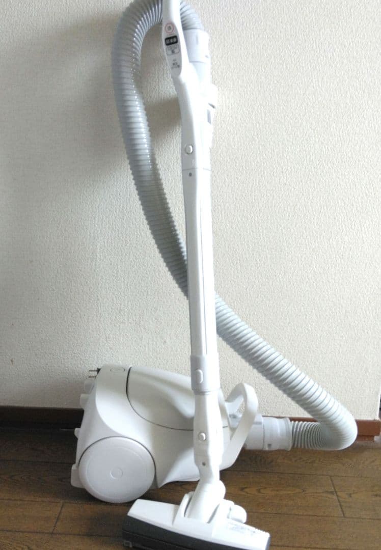 パナソニック 新品未使用 2025年製キャニスター掃除機 MC-PJ24G